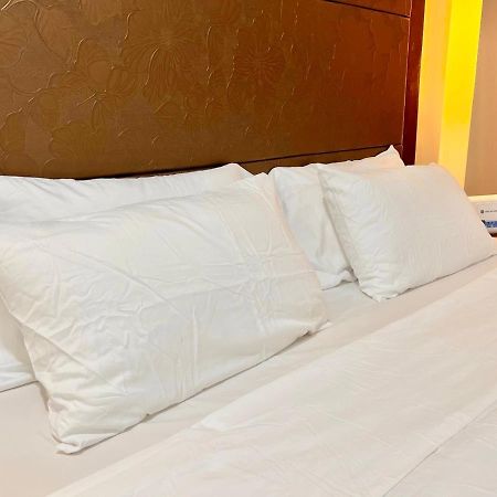 Newport Hotel Near Naia Manila Airport Terminal Pasay Zewnętrze zdjęcie